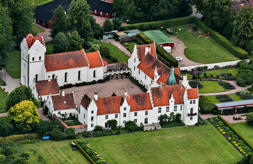 0 보셰클로스터 성 & 정원 (Bosjökloster Slott & Trädgårdar).jpg